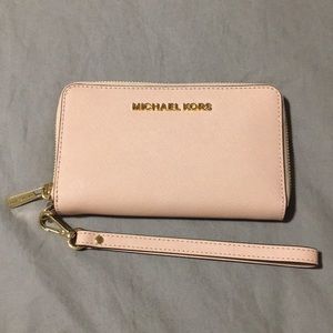 Micheal Kors Wrislet